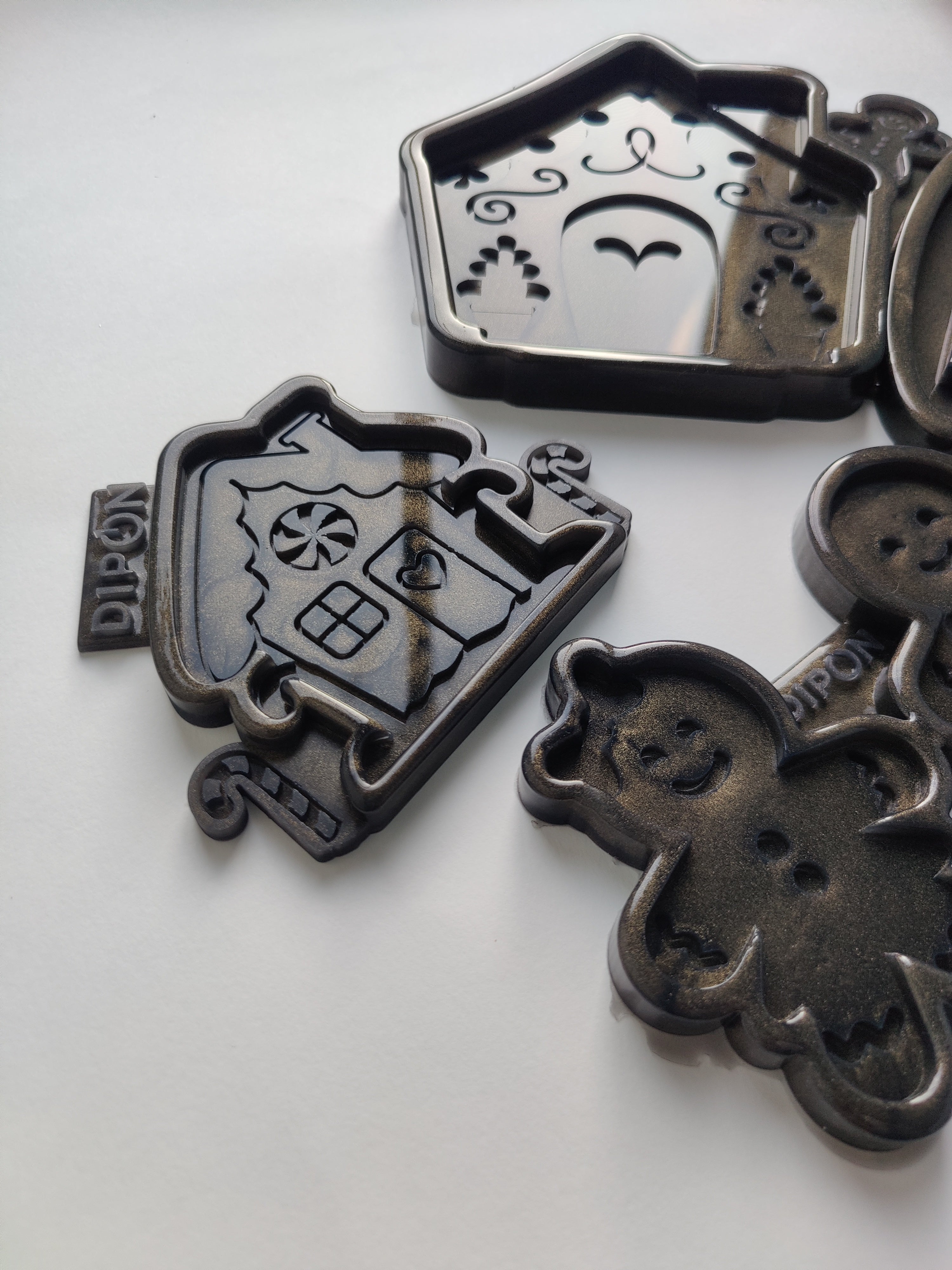 Mold No. 069 kleines Lebkuchenhaus mit Zuckerstangen