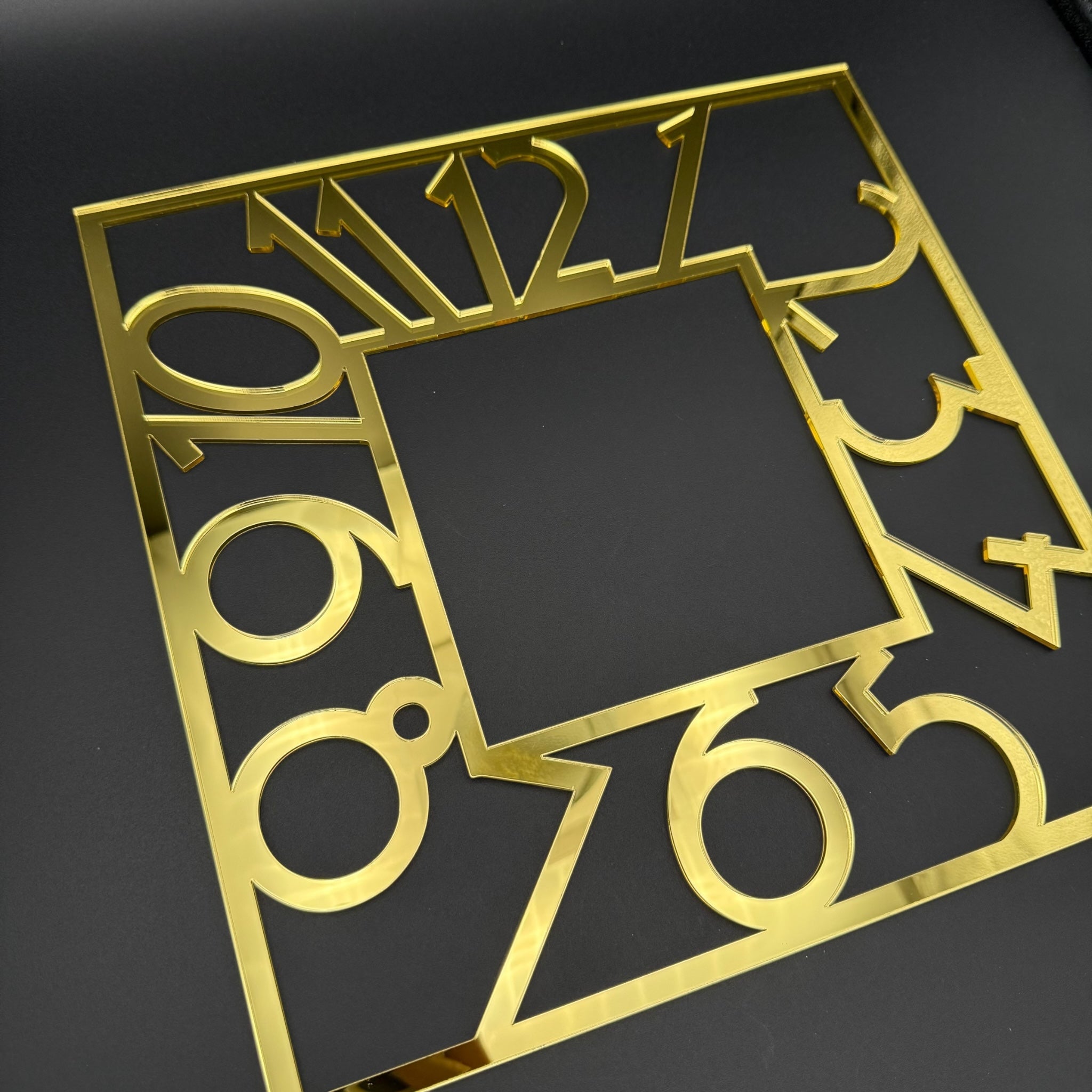 Arabic numeral ring style
