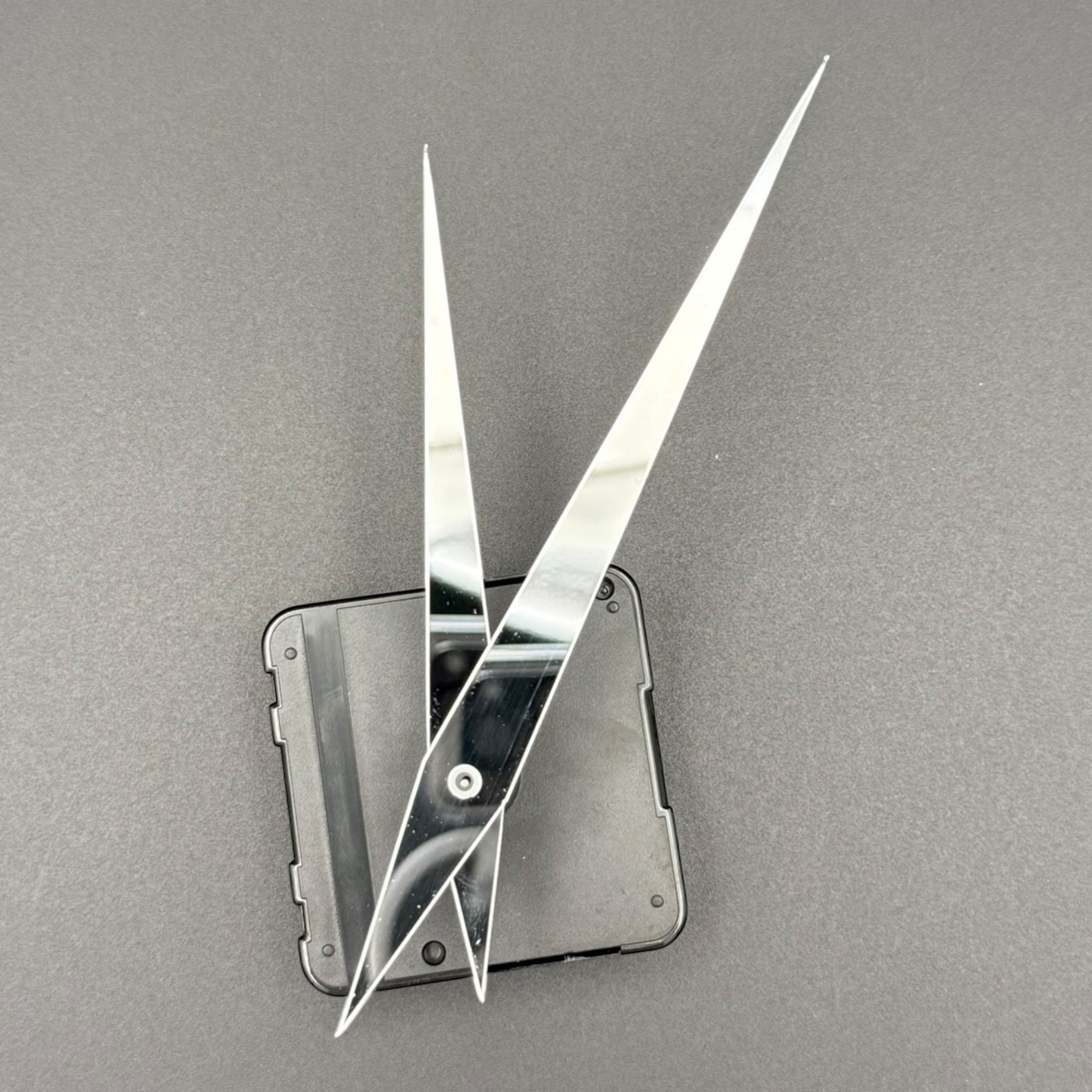 Spiegelacryl Uhrenzeiger – Präzises Design für DIY-Uhren