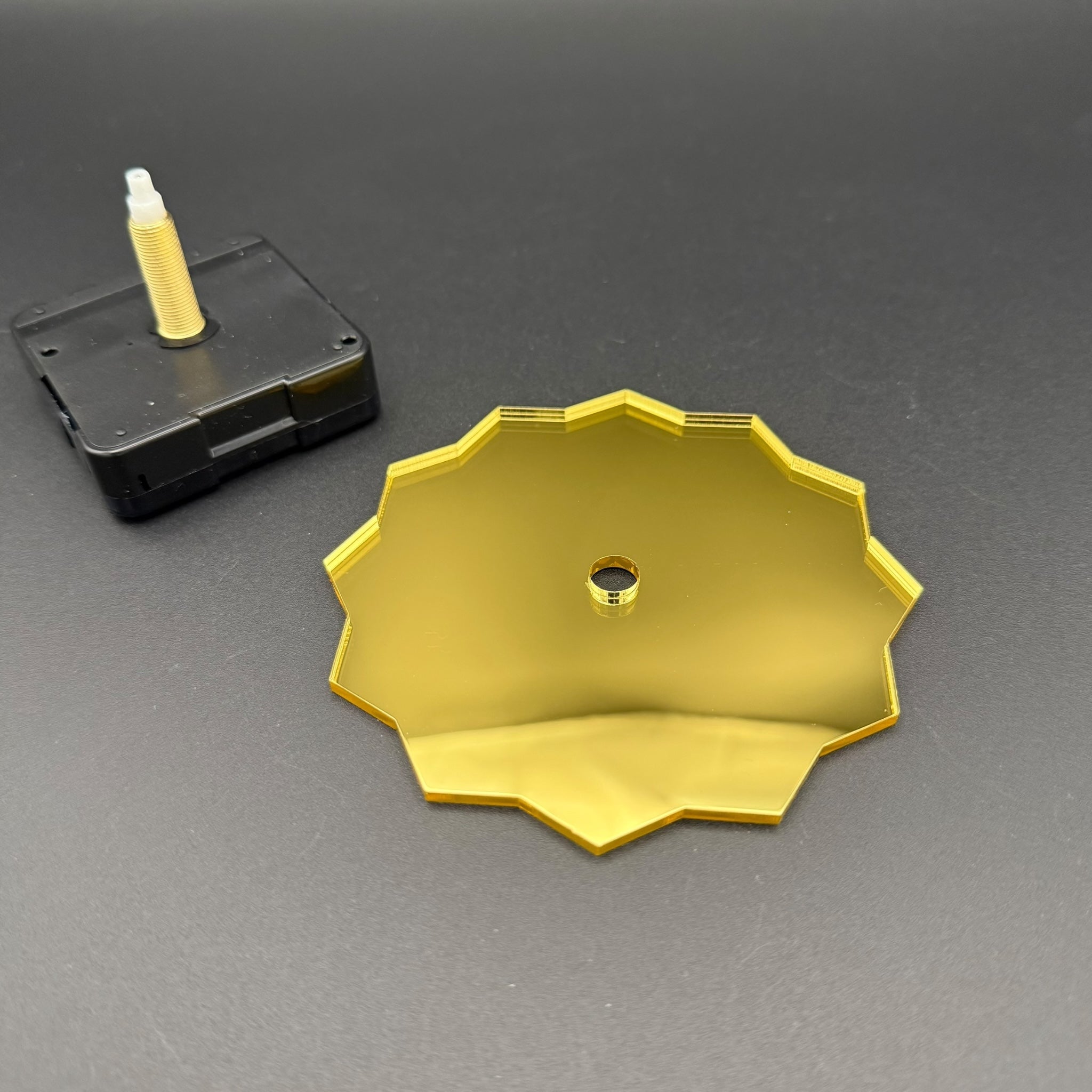 Clockwork bezel polygon 12 corner