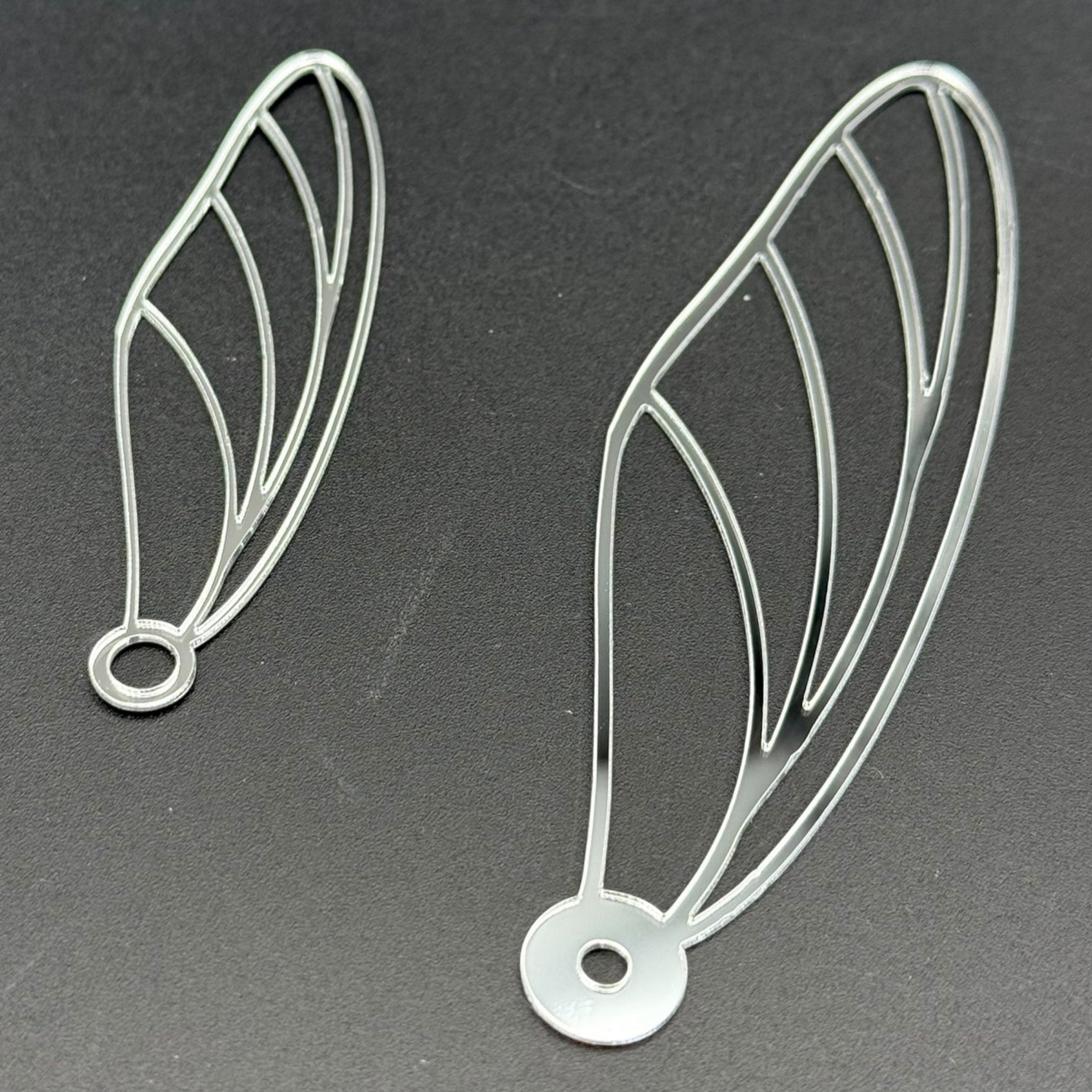 Wing Uhrzeiger – Leichtes Design aus Silber hochglänzend