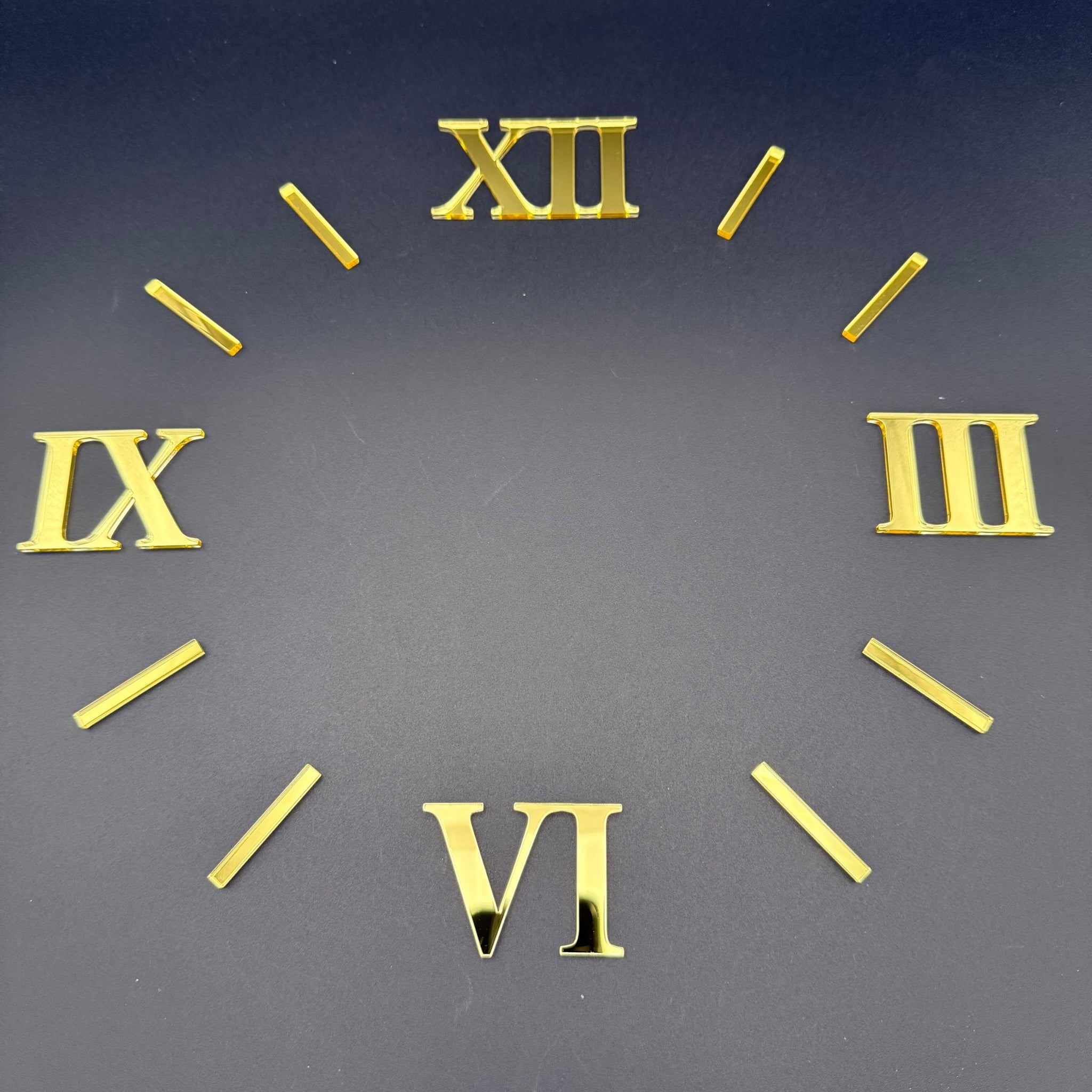 Spiegelacryl Uhrziffern 3–6–9–12 im CLASSIC LINE Design | Optional mit Punktmarkierungen | Für DIY Uhrendesign